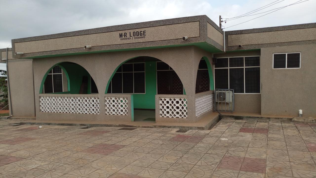 M-R Lodge Mankesim Exterior foto